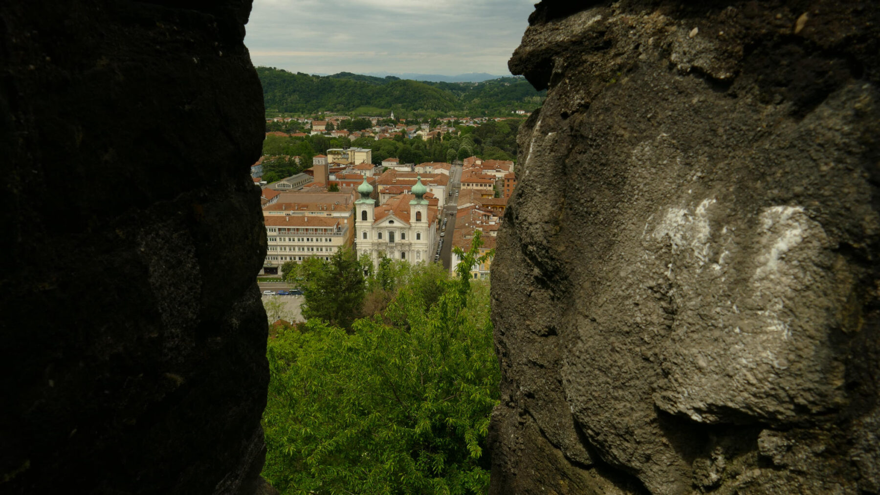 Chiesa di Sant'Ignazio vista dai bastioni del castello