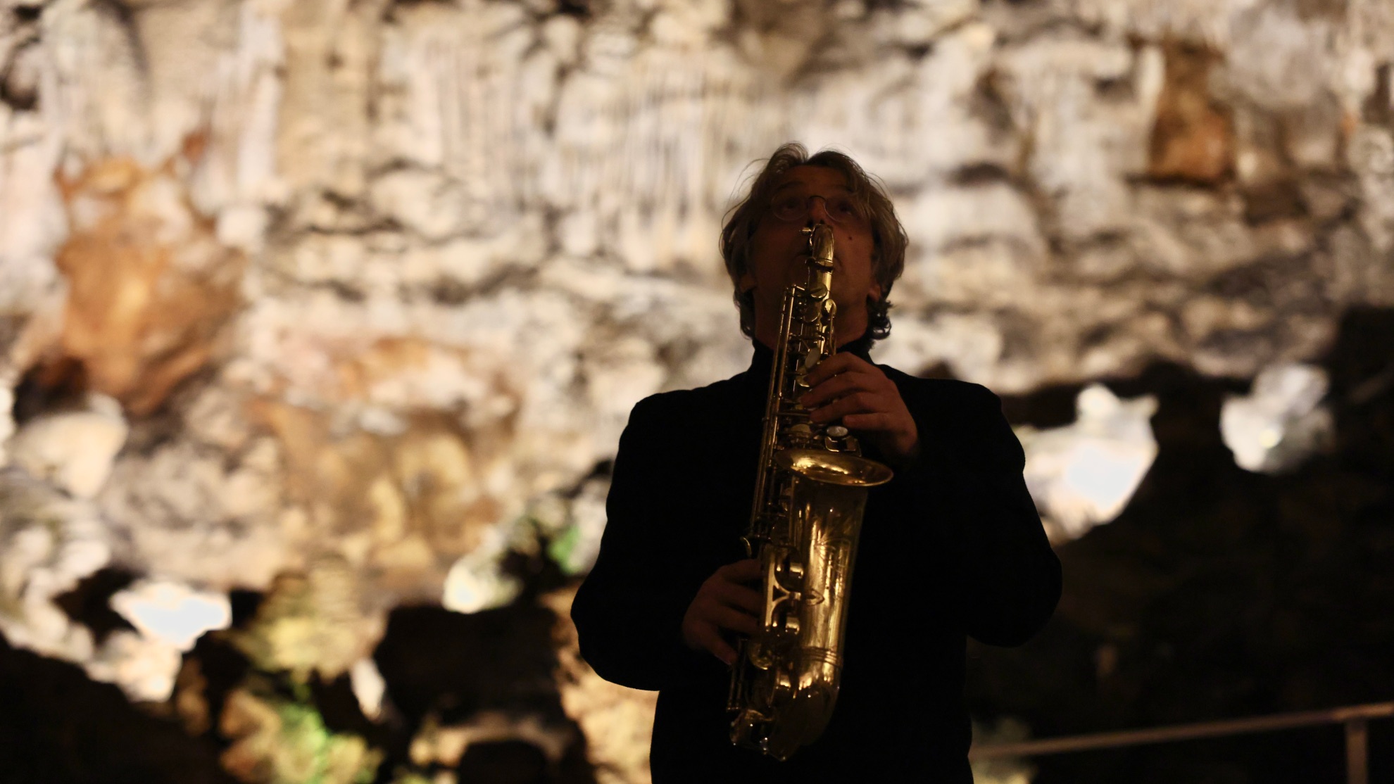 Topofonie.it - Sax solo in Grotta Gigante - foto di Lara Carrer