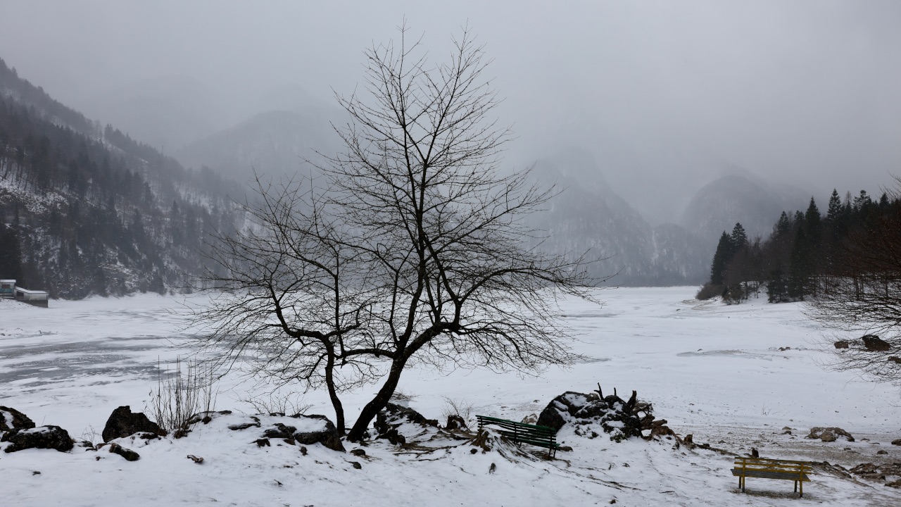 topofonie.it - Il lago ghiacciato di Raibl - foto di Lara Carrer
